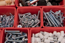 Self drilling screw